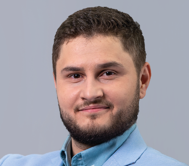 Денис Бильданов