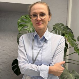 Елена Сарманова