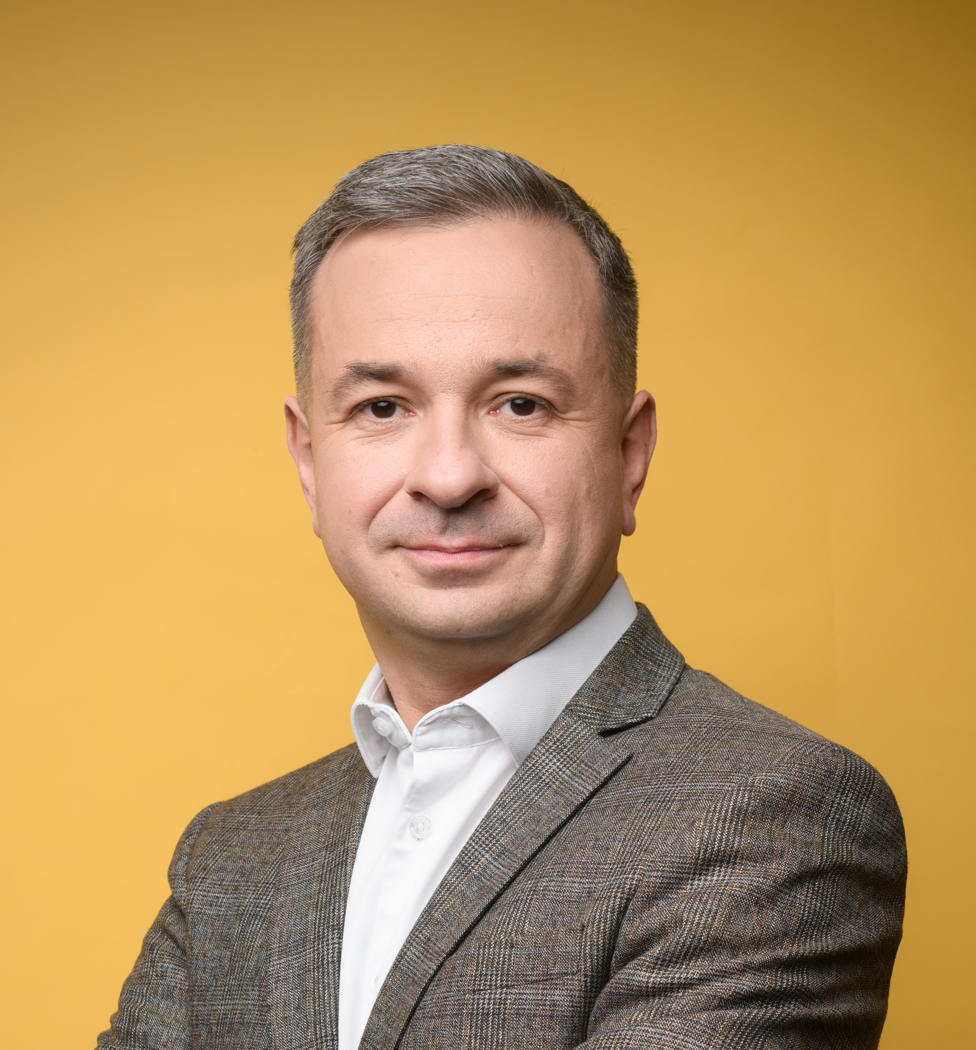 Илья Парамонов