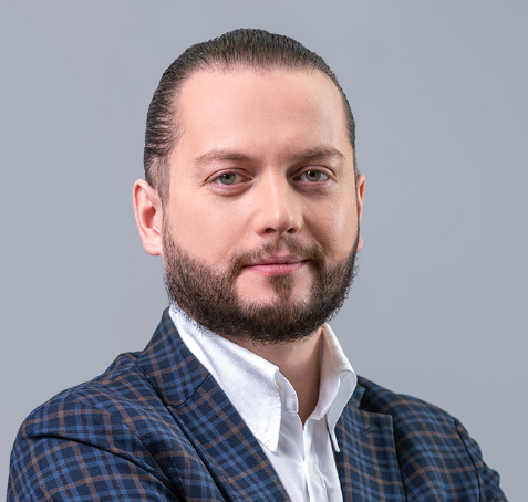 Михаил Кузнецов