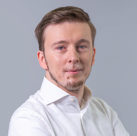 Глеб Леонов