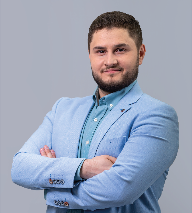 Денис Бильданов